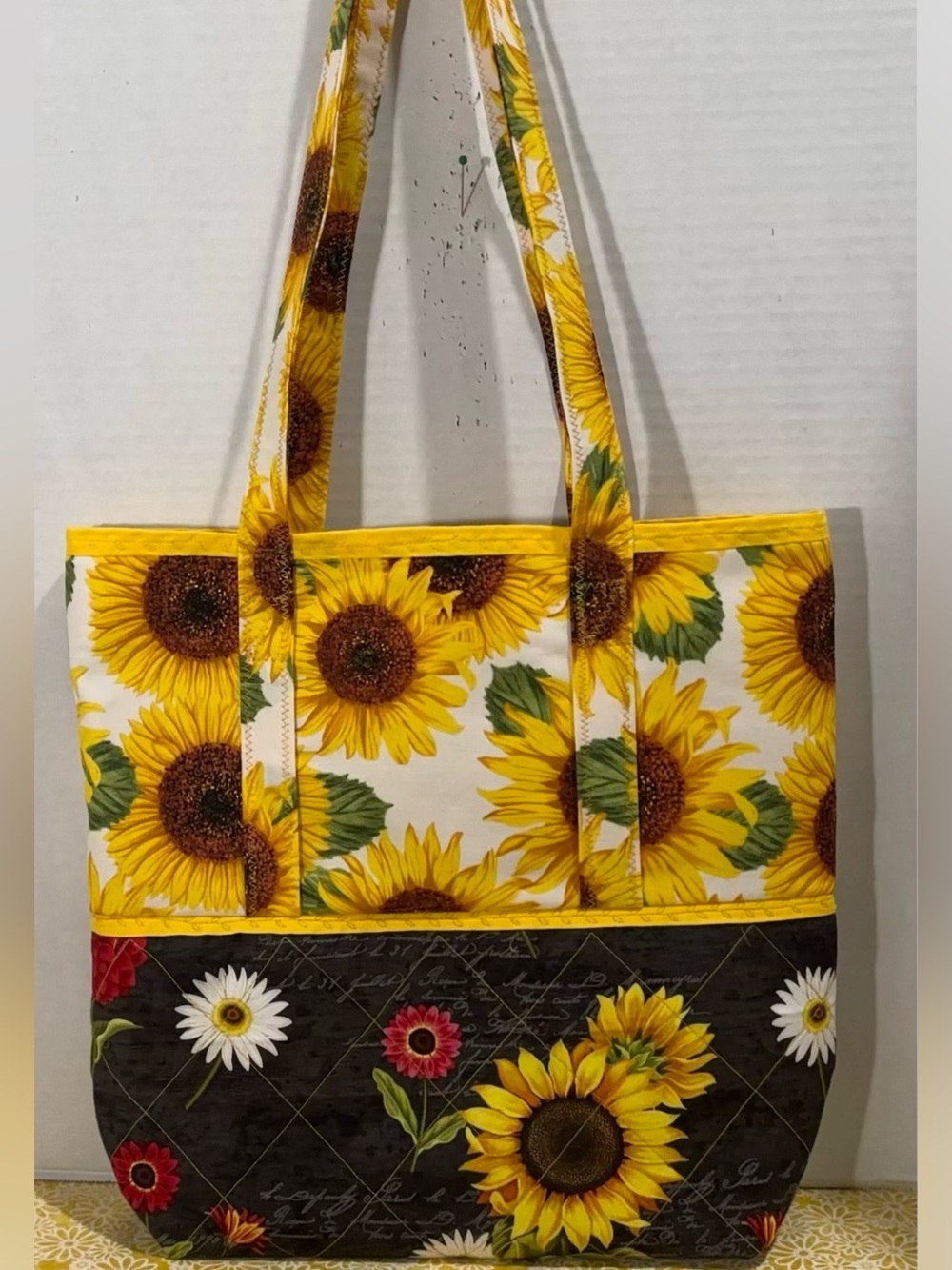 NEW SUNFLOWERS DAISIES MUMS QUILTED TOTE COSMETIC PURSE & CROSSBODY PHONE POUCH - Picture 6 of 6